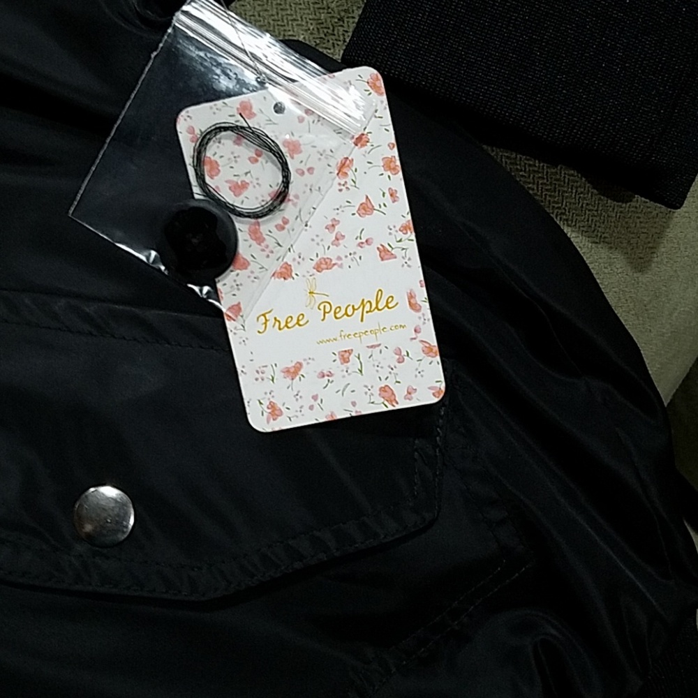 NWT 📁FREE People Bomber Jacket - Picture 5 of 6